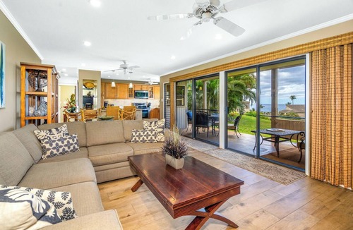 Wailea Condo | Wailea Ekolu #805 Deluxe Ocean View Townhouse! Open Layout, Wifi, Full A/C