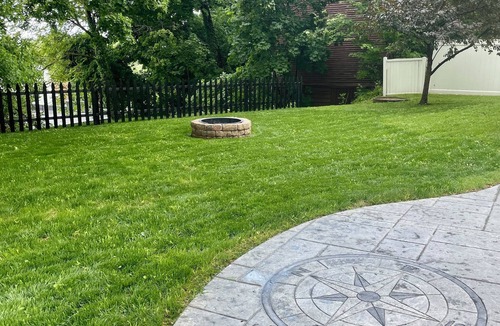Ashtabula House | Walnut Beach Inn - close to the beach!