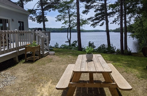 Damariscotta House | Waterfront home on beautiful Biscay Pond in Maine