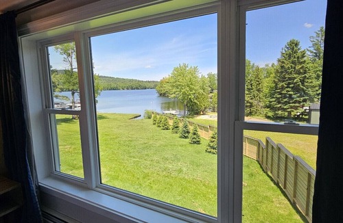 Greenville Junction Hotel | Waterfront Motel-Mountain View-ATV Access