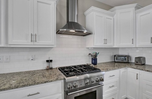 Topsail Beach House | Waterfront*Steps to beach*Boat Launch*Kayaks*Pools