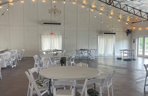 Ellijay Resort | Wedding venue North Georgia!Blue Ridge Mountains! Daily rental only no overnight