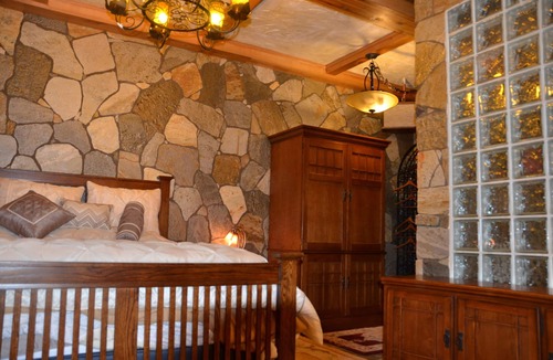 Zephyr Cove Bed & Breakfast | Where Eagles Fly Bed & Breakfast