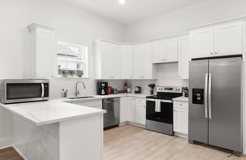 Mid-City House | Whimsical 5BD | Pool |Parking| Streetcar Location!