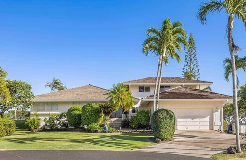 Poipu House | Whispering Palms – 4BR Home on Kiahuna Golf Course with PBAC Access