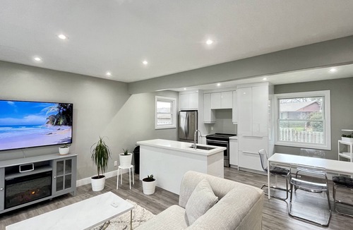 Merritton House | White House Suite - Sleeps 4