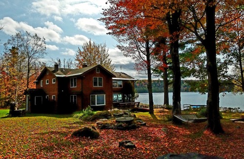 Whitefield House | White Mountain Lakefront Retreat