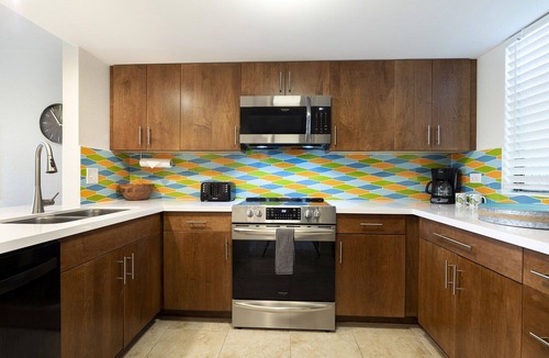 Kahaluu Bay Condo | White Sands Village | Oceanfront