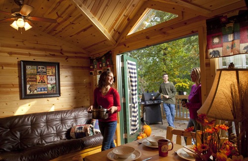 Williamsburg Cabin | Williamsburg Campground