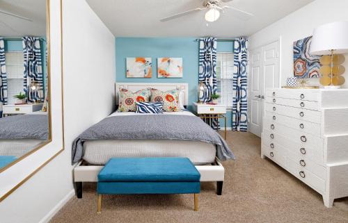 Coliseum Central Apartment | Wyndham 121 Bright, Airy 1br Apt , Parking, Pool