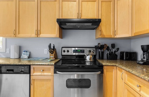 Salsbury Cove House | Your haven for Acadia! 3 BR, 2 ½ bath townhome. Short drive to park and town.