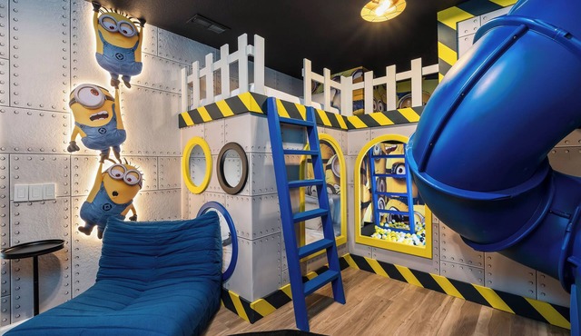 10 Min to Disney, 6BD, Themed, Game Room, Sauna & Pool, Golf Sim, Free Waterpark