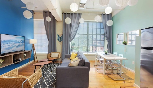 100 Year-Old Historic Brick 2BR Loft High Ceiling6