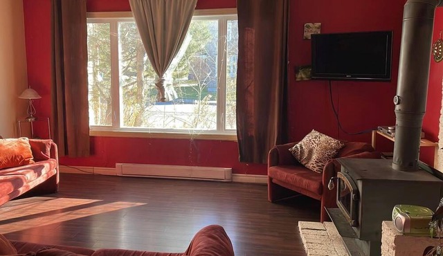 3 BD/9 BEDS/1.5B - PERFECT 4 FAMILIES in Québec