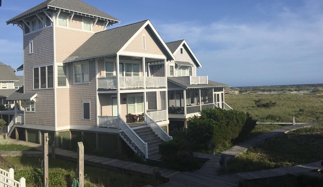 3 BR, 3 1/2 BA South Beach With Spectacular Ocean Views