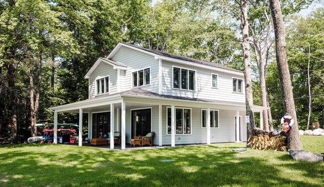37(A) Shore Rd, Raymond ME- Loon Lodge