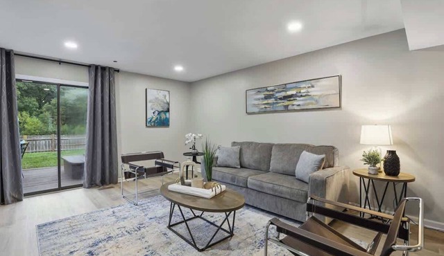 3BR + Near Mall + Fast WiFi | LCP Collection