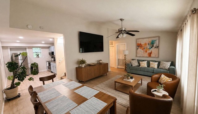 4BR2BA Creekside Edgewood Retreat Near World Cup