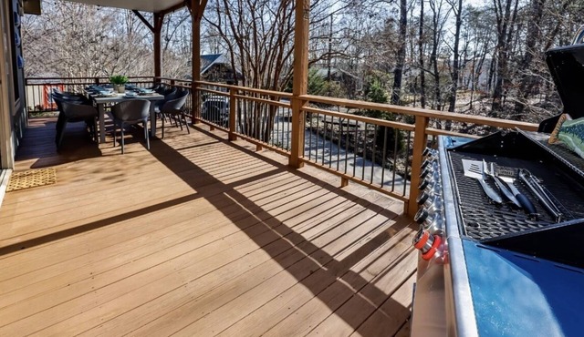 5bd /theatre /wet bar /hot tub /fire pit
