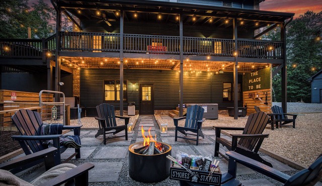 5BR · Hot Tub · Theater · Games · BBQ · Peaceful with Forest Views · Sleeps 14