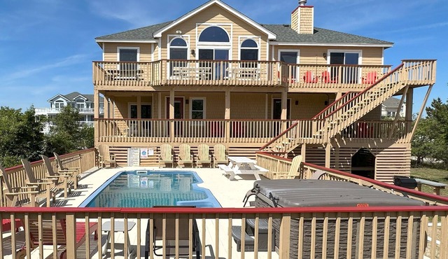 6BR, 6BTH, walk 2 everything - beach, shopping, restaurants/bars