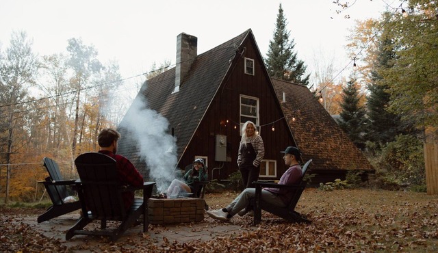 6M "Morningstar": A curated A-Frame experience for outdoor lovers