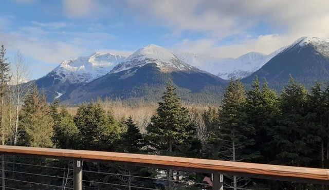 Alyeska Views - 4 bdr. 2.5 bath