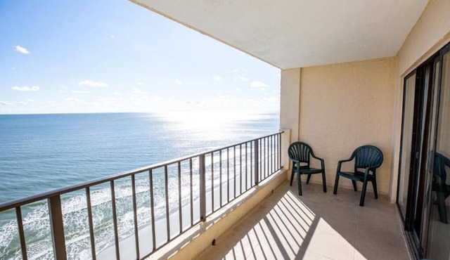 Beachfront 3BR Retreat w/ Balcony & Pool in Murrells Inlet