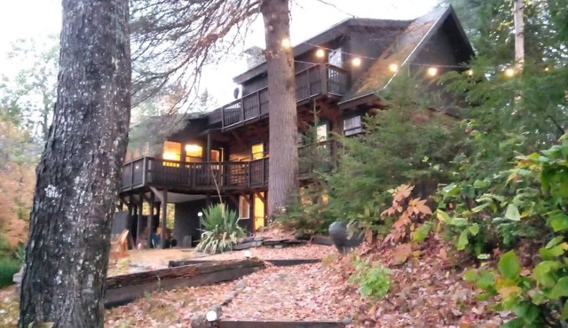 Beautiful Embden Pond Lodge - Enjoy Sugarloaf, Snowmobiling, and Ice Fishing