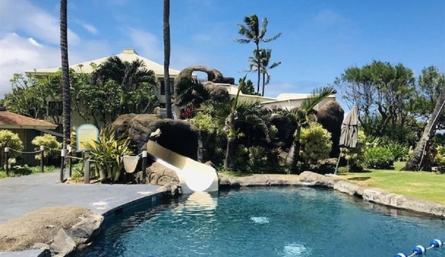 Beautiful Oceanfront Resort With Walk Out room to the 4 Resort Pools and Beach