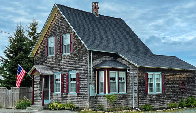 Beautiful Victorian Cottage on Downeast Maine Coast ~ Next to Acadia Schoodic !