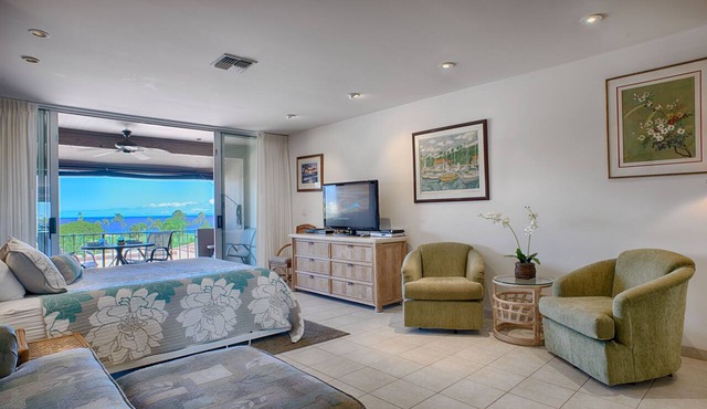 Best Kaanapali Beach, Top Flr OV, Walk to Whaler's Village