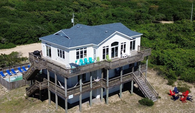 Bikinis & Bellinis 6BR Oceanview | 4 night stays available | Pets | 4x4 Beach in Corolla