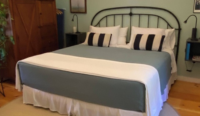 Birch Point at Cushman Cove- Entire Suite- King size bed, private setting