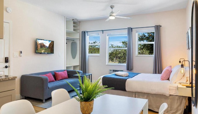 Bloom Hideaway - Mins to Las Olas & Beach