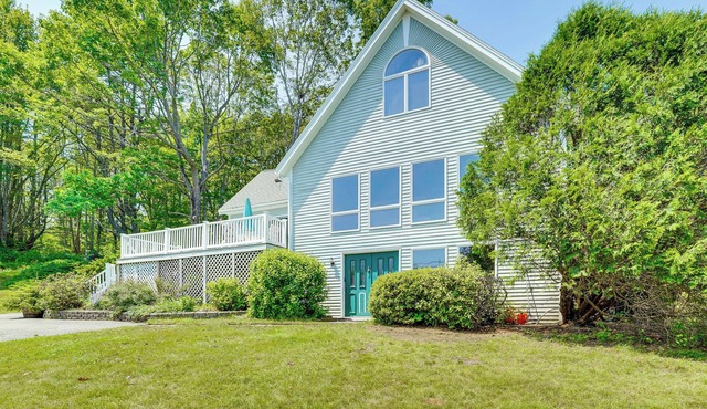 Boat Nearby: Barters Island Home w/Views