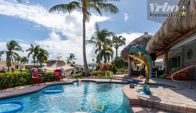 Canal Oasis W/Private Dock & Poolside Paradise! in Pompano Beach