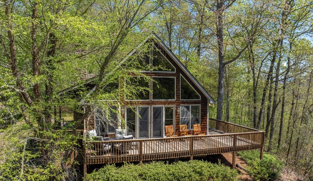 Casablanc - Stunning Mountain Cabin Near WCU in Cullowhee