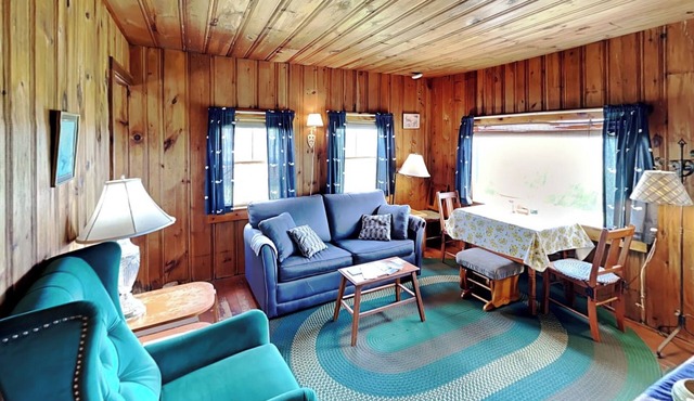 Castine Coastal Escape – Paddle, Play & Unwind in Castine