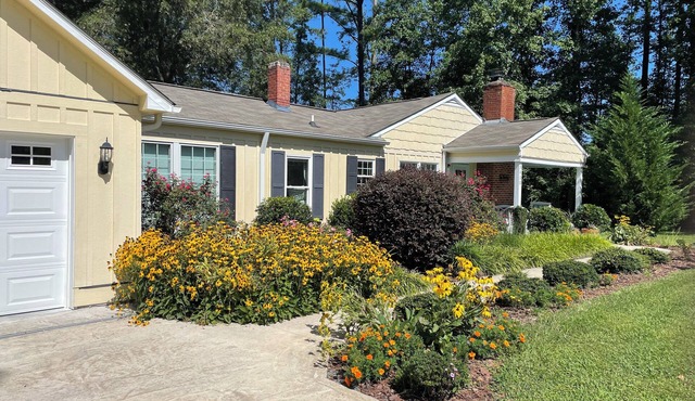 Chapel Hill, 3 br, 2 ba, 1 car garage, fenced yard, fully furnished, monthly. in Chapel Hill