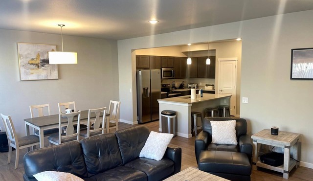 Charming 3-bedroom house with AC in Colorado Springs