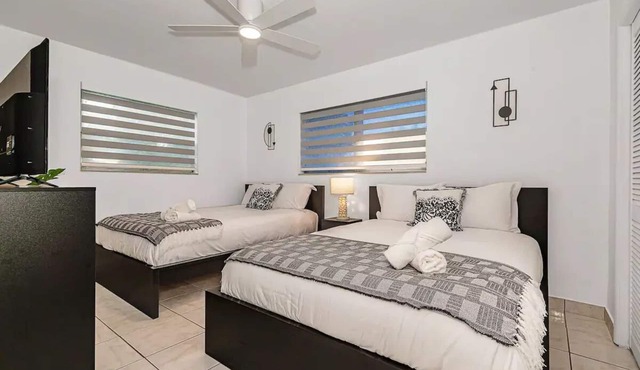 Charming home 12min to the Beach in Hallandale Beach