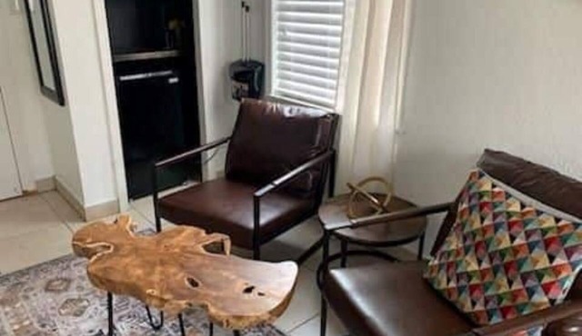 Charming Ybor Micro Unit. Steps from 7th Ave. #7 in Tampa