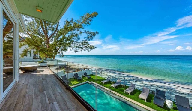 Cloud 9 | Beachfront Pool & Spa | Bean Point, Golf Cart in Anna Maria