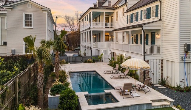 Colonial Lake Views w Pool! in Charleston