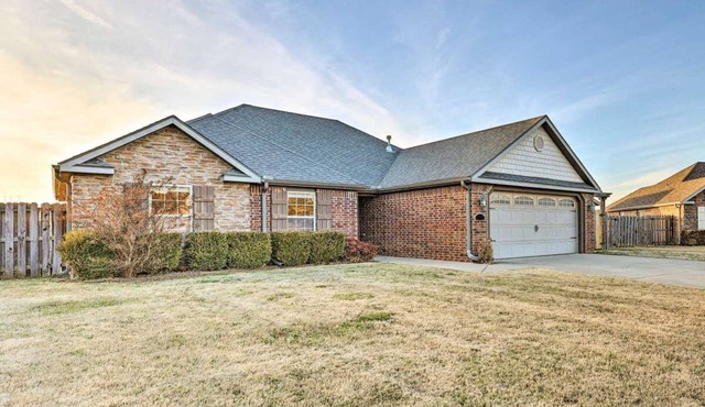 Comfortable Home in Springdale