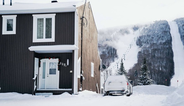 Condo Thibault 117 A - Condo at Massif du Sud in Saint-Philémon