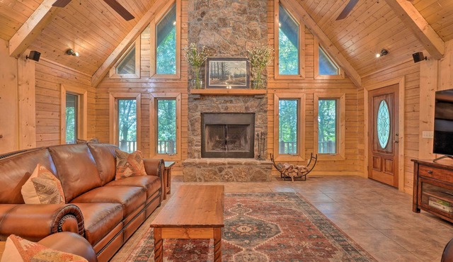‘Country Cabin’ w/Wraparound Deck & Views!