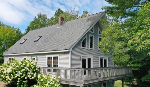 Coveside - 3 bed 2 bath Oceanview in Surry, Maine near Acadia Natl Park in Surry