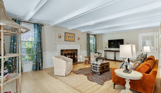 Cozy 4bd Home - NC State & Airport nearby - BBQ